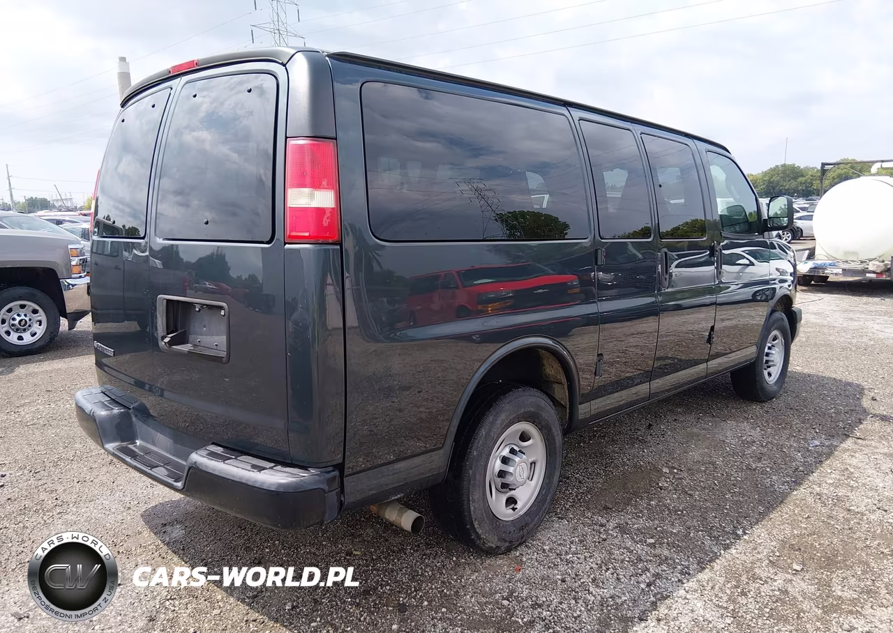 2017 Chevrolet Express 2500 Ls VIN:1GAWGEFF9H1234313 - 4
