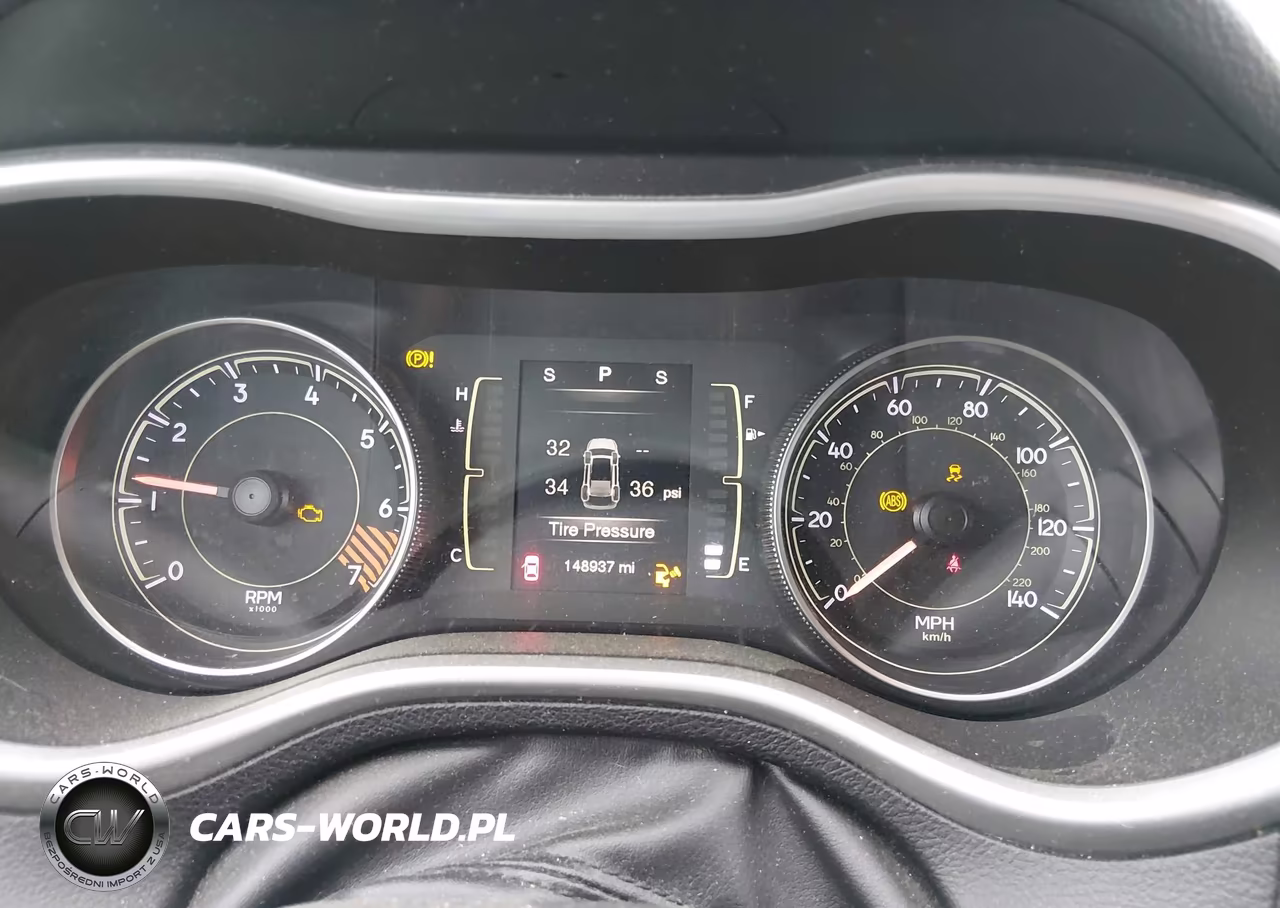 2014 Jeep Cherokee Sport VIN:1C4PJLAB3EW109988 - 7