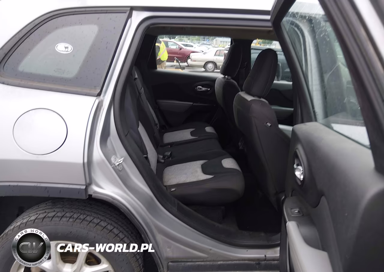 2014 Jeep Cherokee Sport VIN:1C4PJLAB3EW109988 - 8