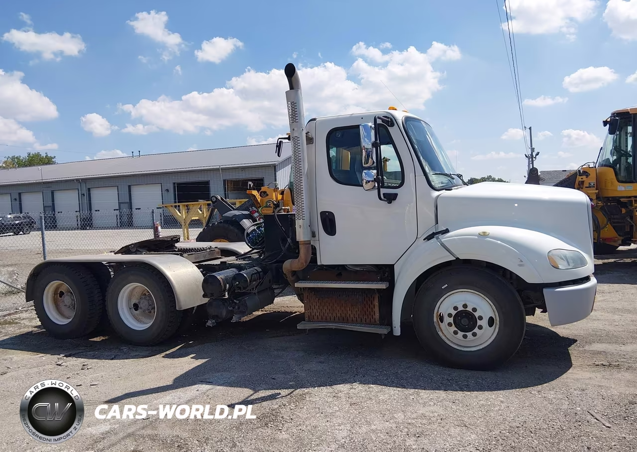 2013 Freightliner M2 112 Medium Duty VIN:1FUJC5DV6DHBY8895 - 13