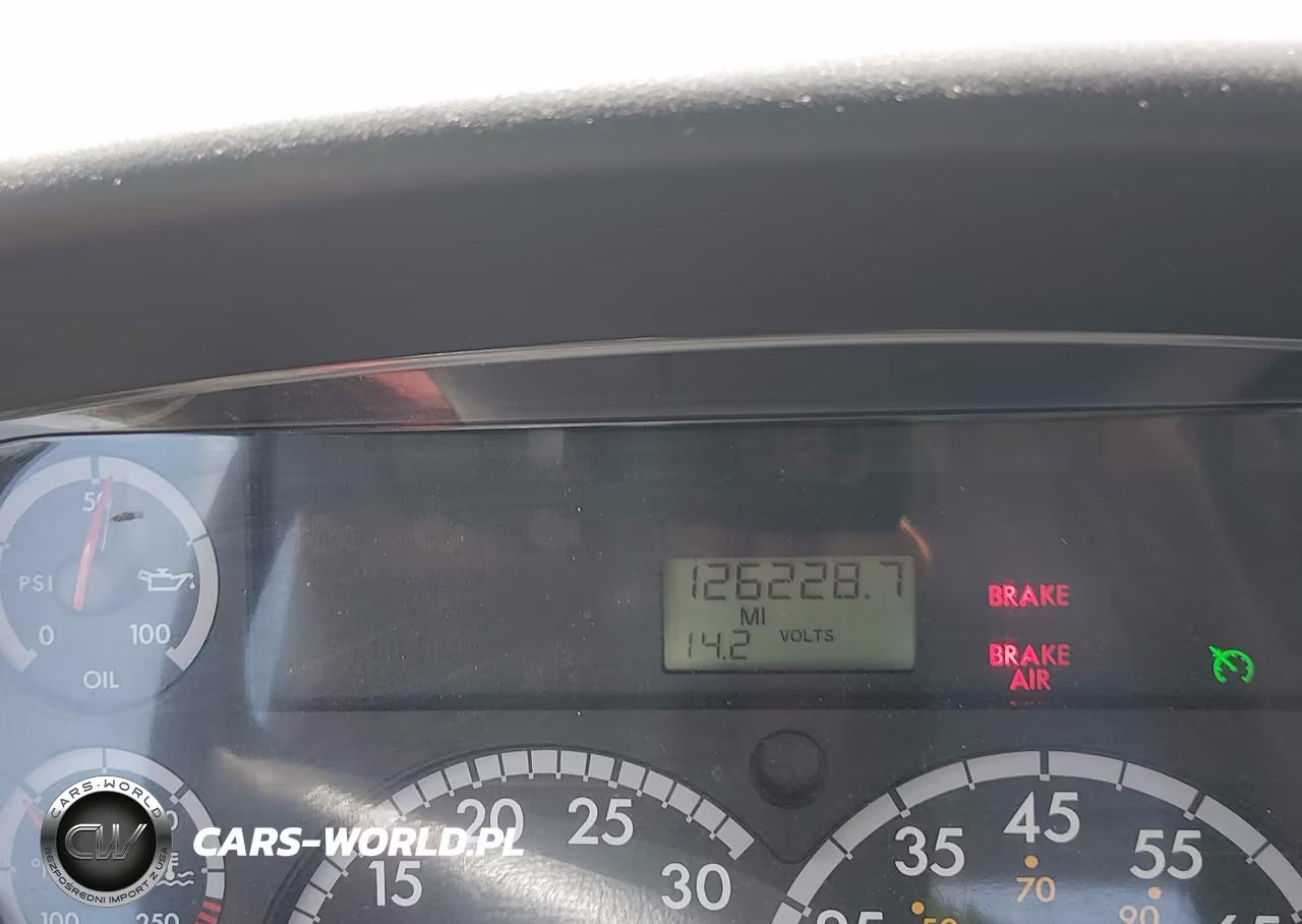 2013 Freightliner M2 112 Medium Duty VIN:1FUJC5DV6DHBY8895 - 15