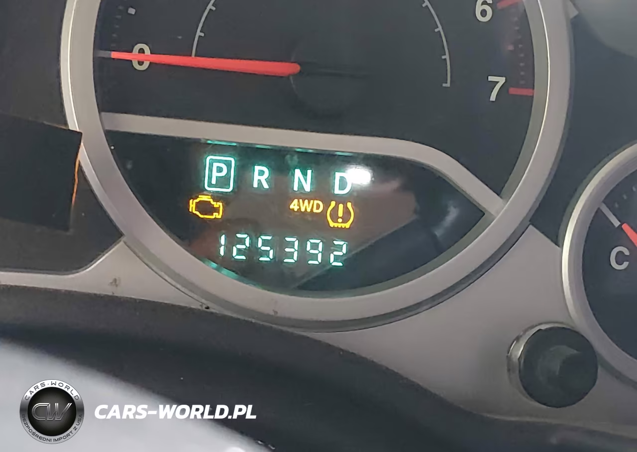 2008 Jeep Wrangler Unlimited Sahara VIN:1J4GA59138L644326 - 15