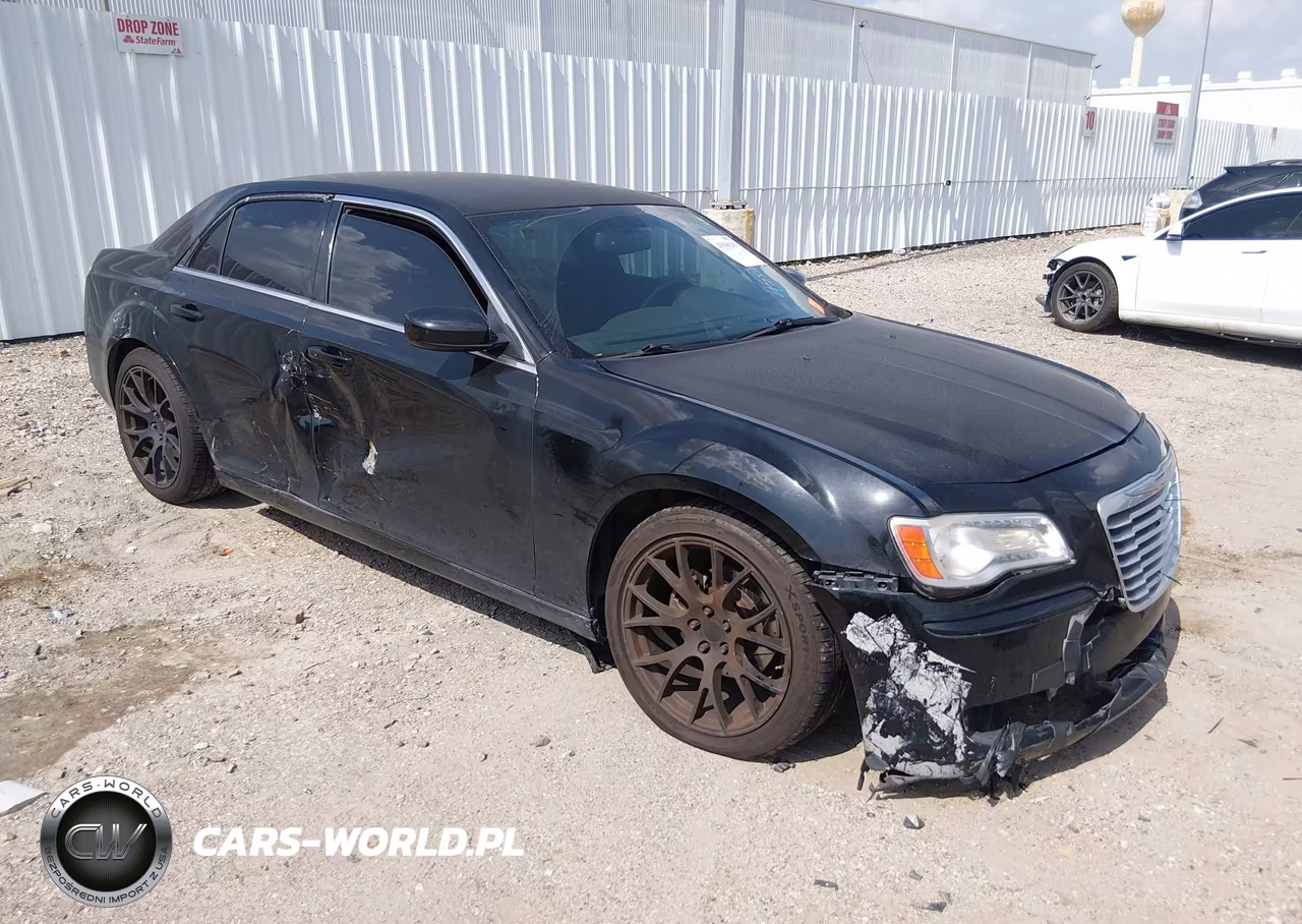 2013 Chrysler 300 Motown VIN:2C3CCAAG9DH577671 - 1