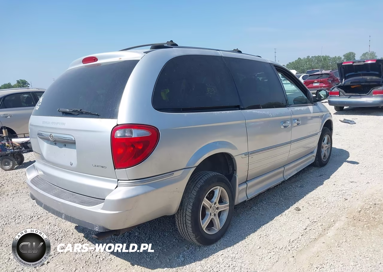2007 Chrysler Town & Country Limited VIN:2A8GP64L27R172105 - 4