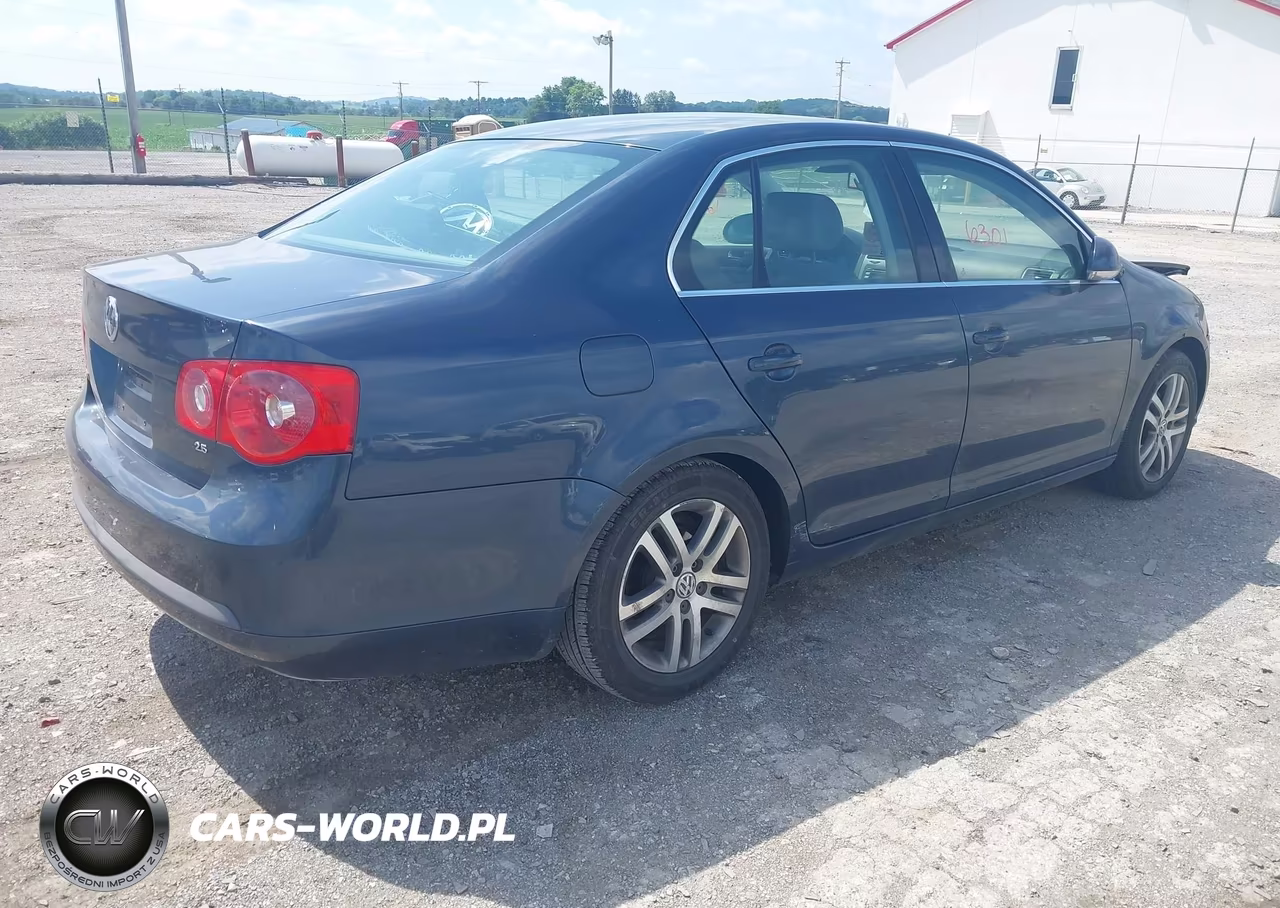 2005 Volkswagen Jetta 2.5 VIN:3VWSF71K35M611657 - 4