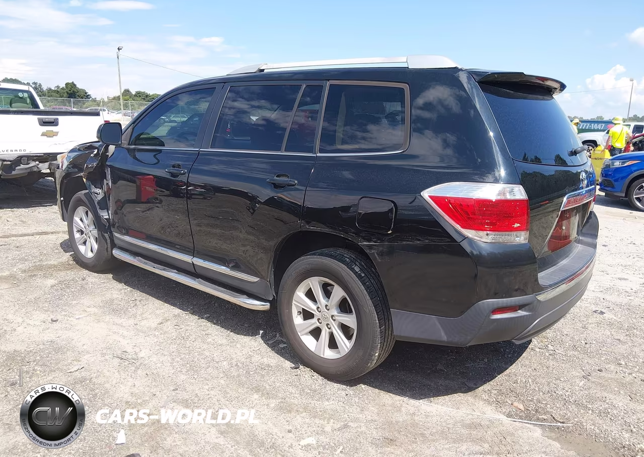 2013 Toyota Highlander VIN:5TDZA3EH3DS046042 - 3