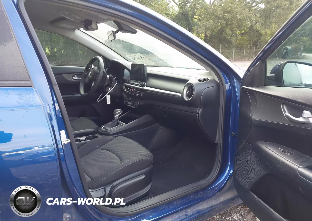 2019 Kia Forte Lxs VIN:3KPF24AD3KE013770 - 5