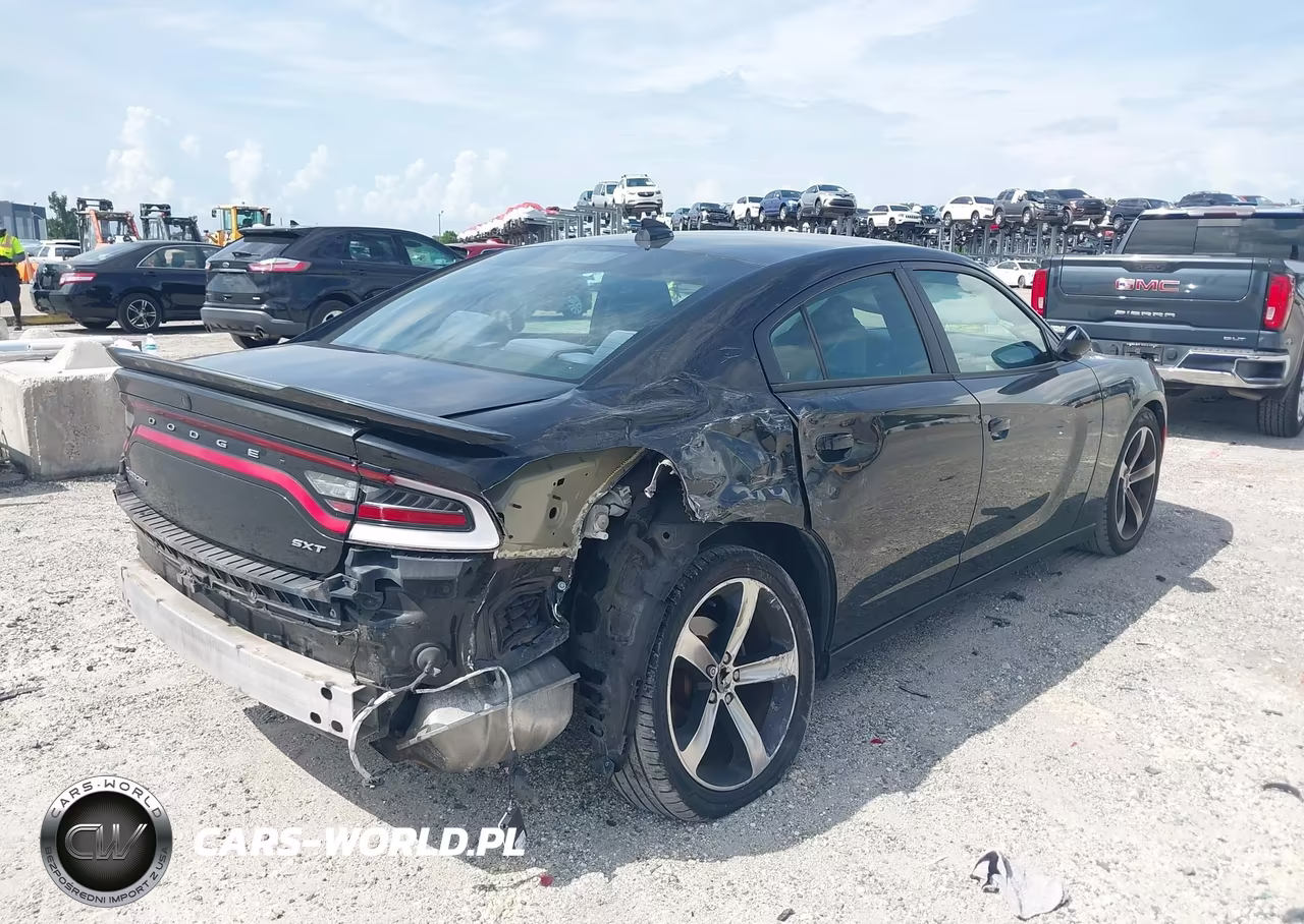 2017 Dodge Charger Sxt Rwd VIN:2C3CDXHG3HH576544 - 4