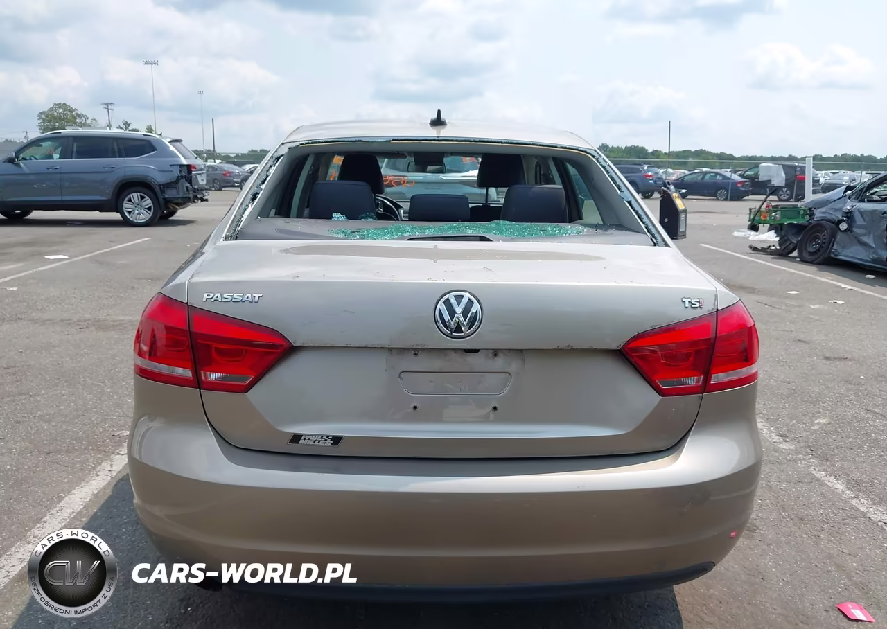 2015 Volkswagen Passat 1.8T Limited Edition VIN:1VWAT7A32FC110405 - 16