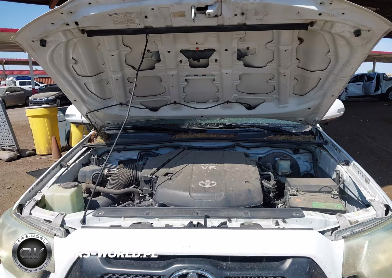 2013 Toyota Tacoma Prerunner V6 VIN:3TMKU4HN2DM037848 - 10
