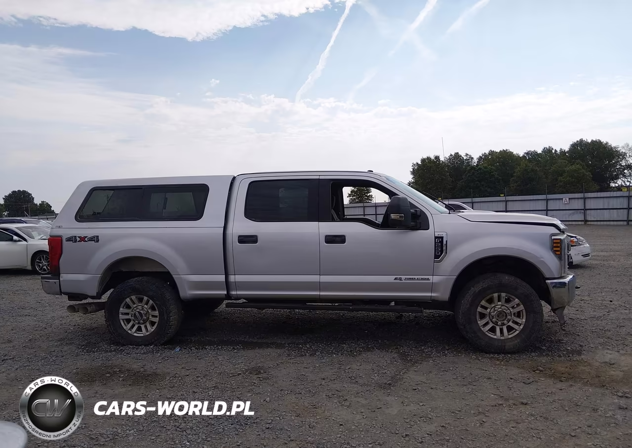 2018 Ford F-250 Xlt VIN:1FT7W2BT4JEC60700 - 13