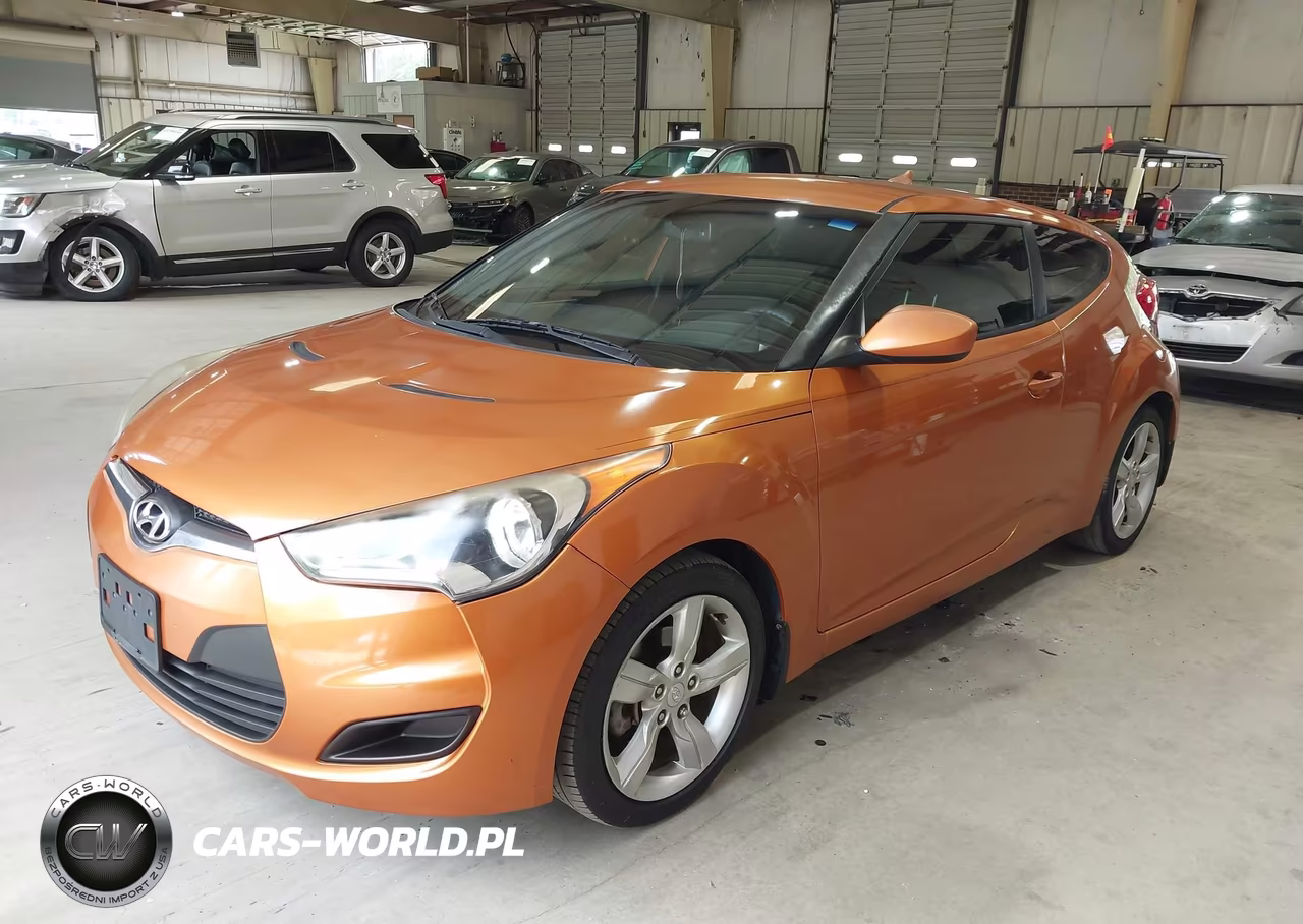 2013 Hyundai Veloster Base W-Black VIN:KMHTC6AD7DU155437 - 2