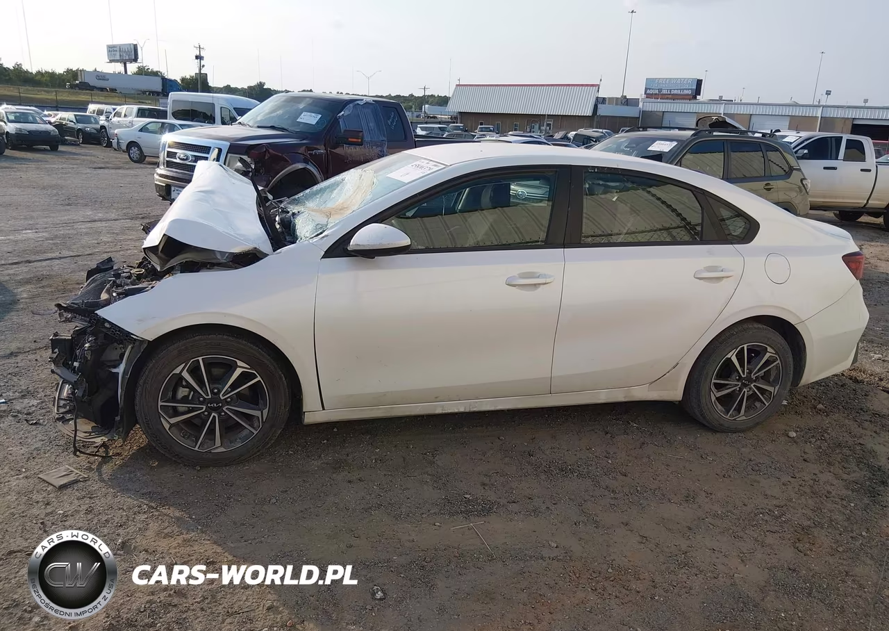 2022 Kia Forte Lxs VIN:3KPF24AD6NE485028 - 15