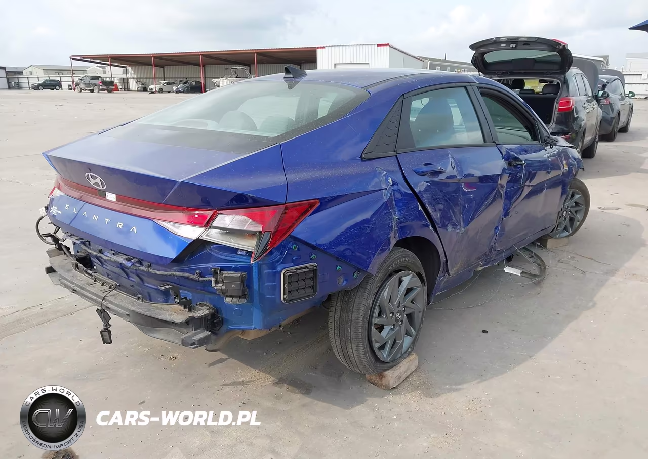 2024 Hyundai Elantra Sel VIN:KMHLM4DG2RU763851 - 4
