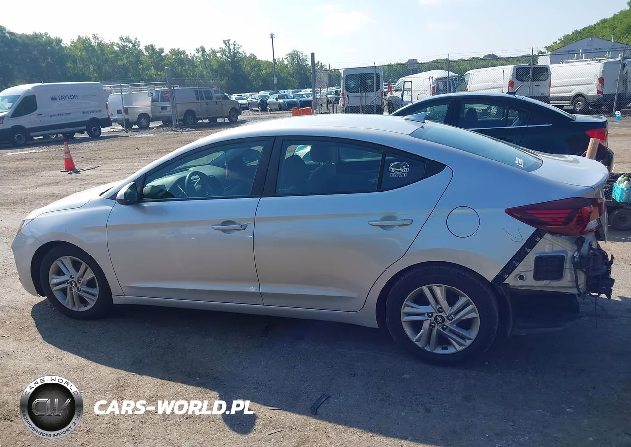 2019 Hyundai Elantra Sel VIN:5NPD84LF8KH404560 - 14