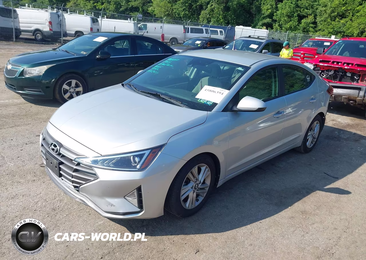 2019 Hyundai Elantra Sel VIN:5NPD84LF8KH404560 - 2