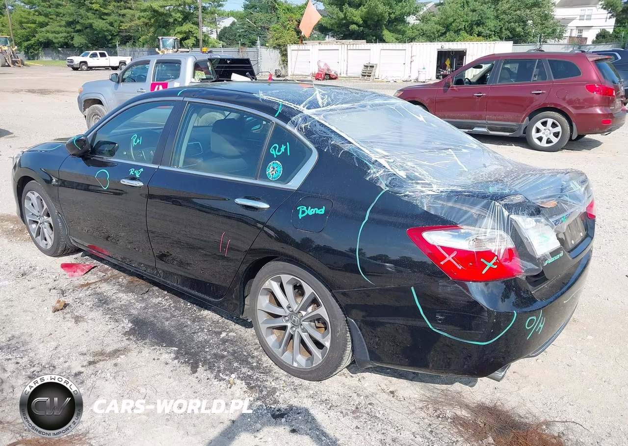 2015 Honda Accord Sport VIN:1HGCR2E51FA205723 - 6