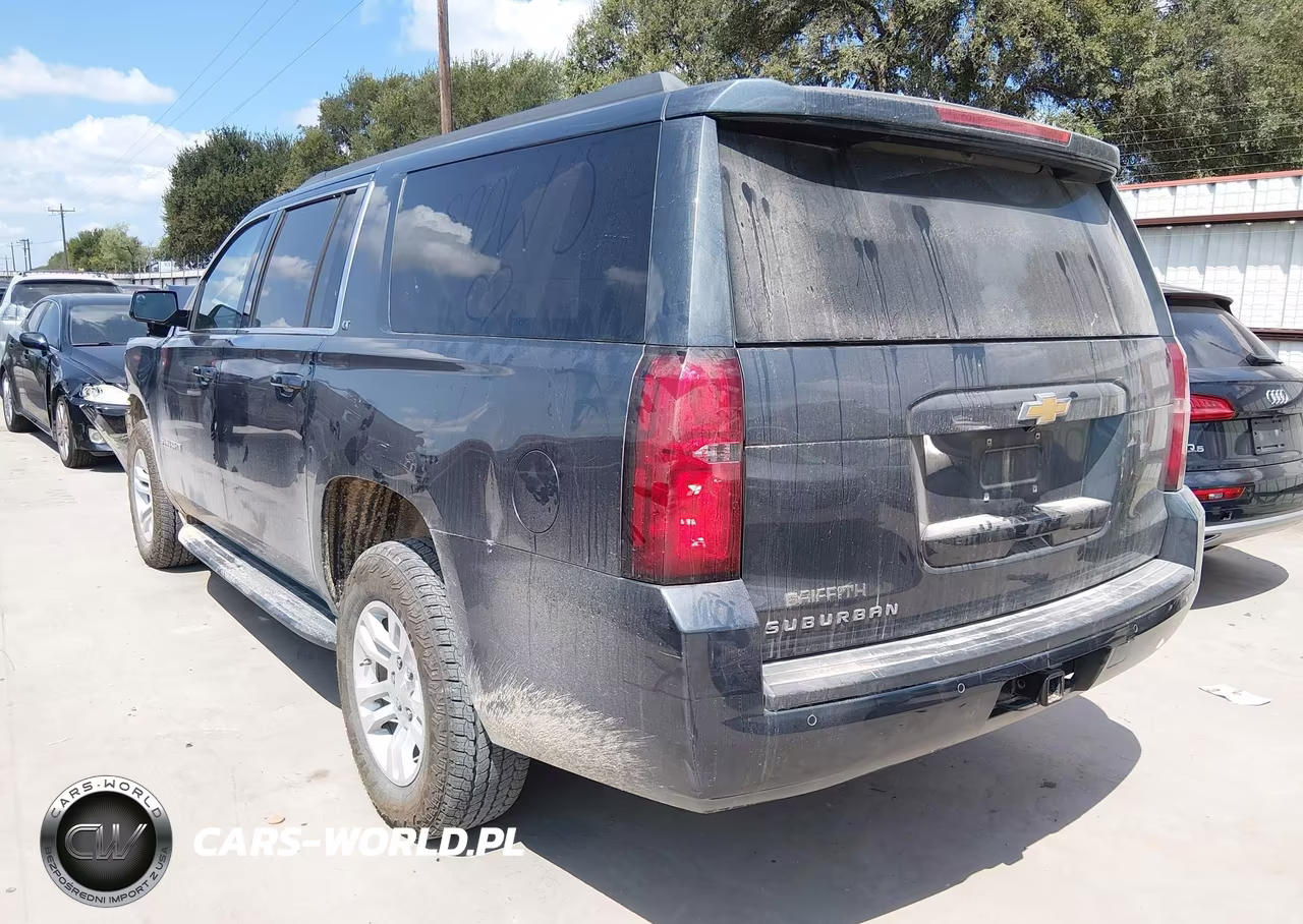 2019 Chevrolet Suburban Lt VIN:1GNSKHKC1KR288495 - 3