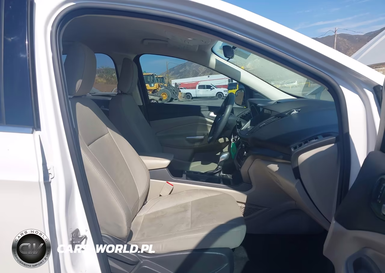 2018 Ford Escape Se VIN:1FMCU9GD9JUA86123 - 5