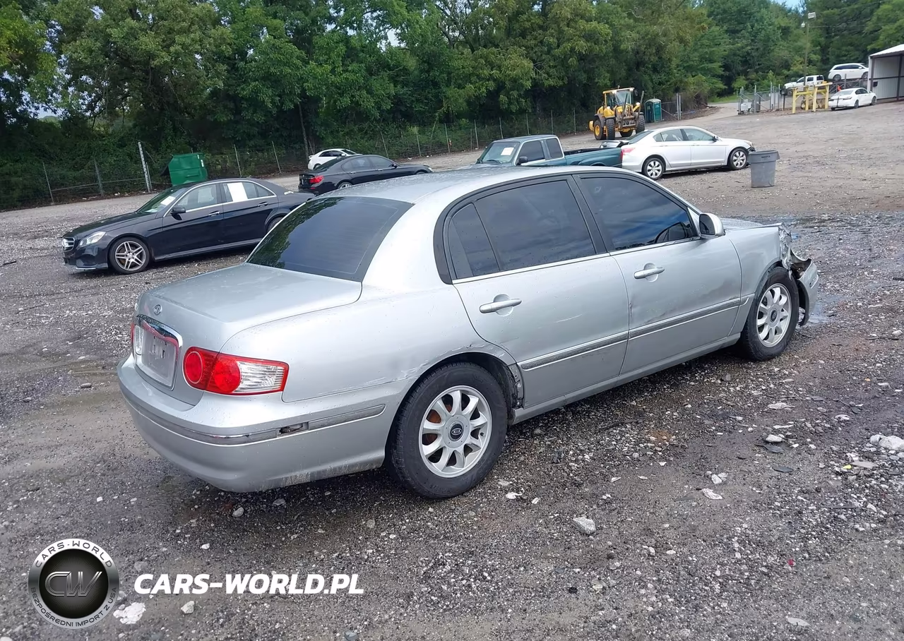 2004 Kia Amanti VIN:KNALD124745031890 - 4