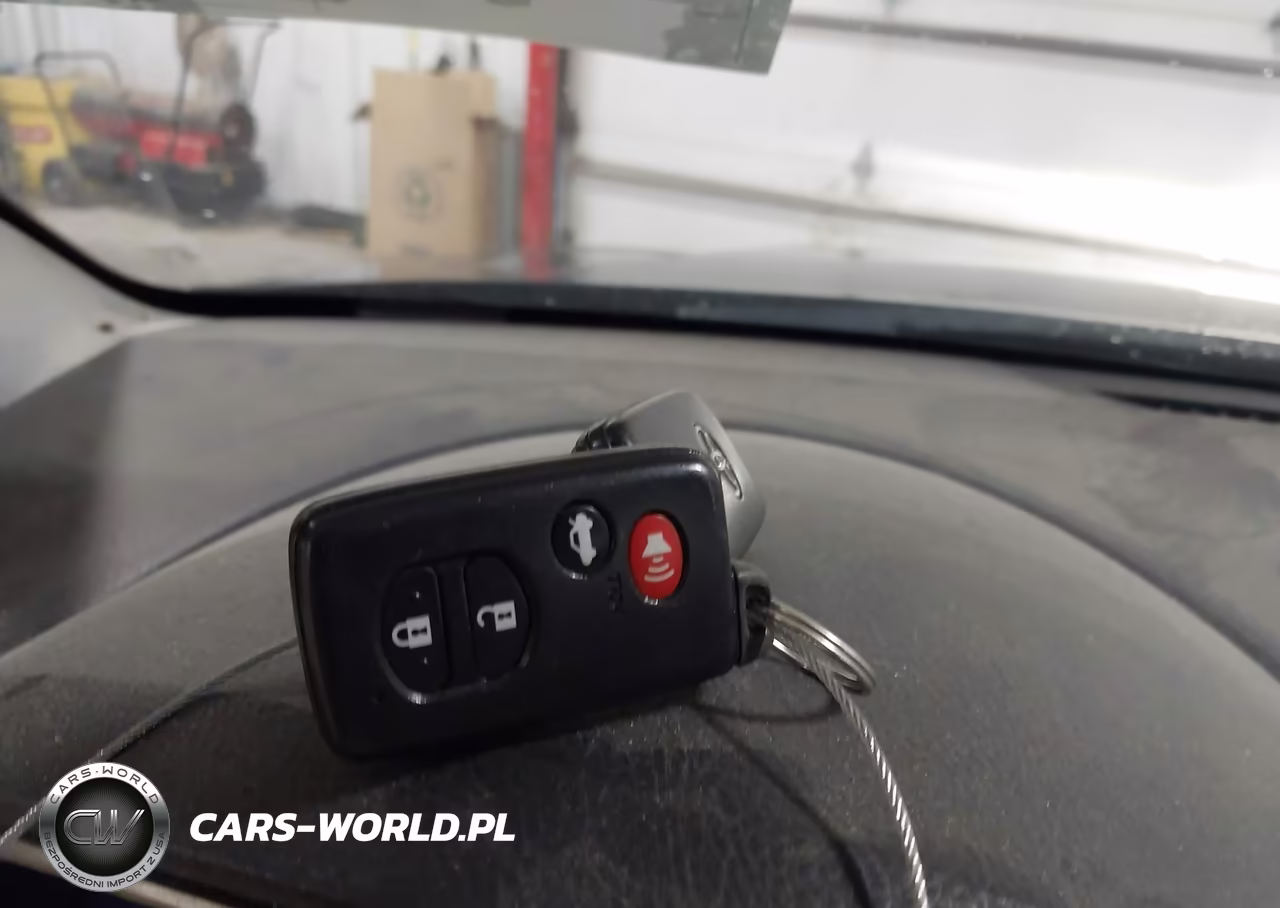 2011 Toyota Avalon Limited VIN:4T1BK3DB6BU389590 - 11