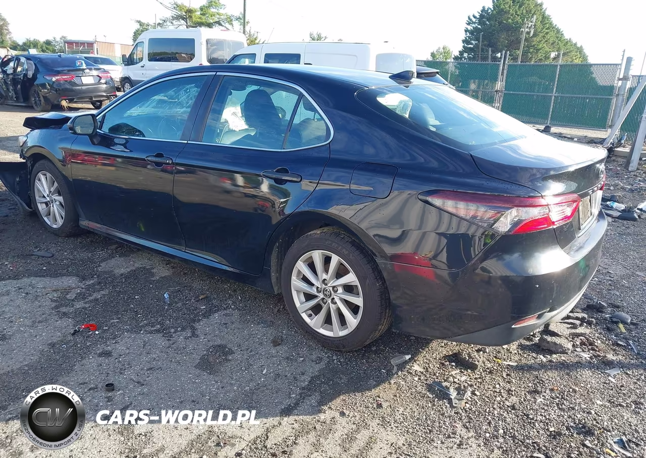 2022 Toyota Camry Le VIN:4T1C11AK7NU020645 - 3