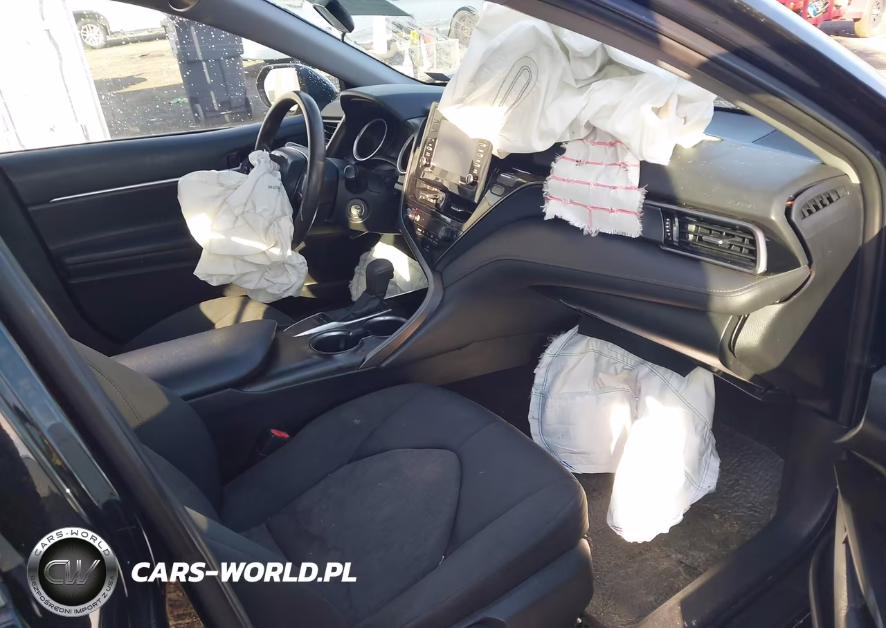 2022 Toyota Camry Le VIN:4T1C11AK7NU020645 - 5
