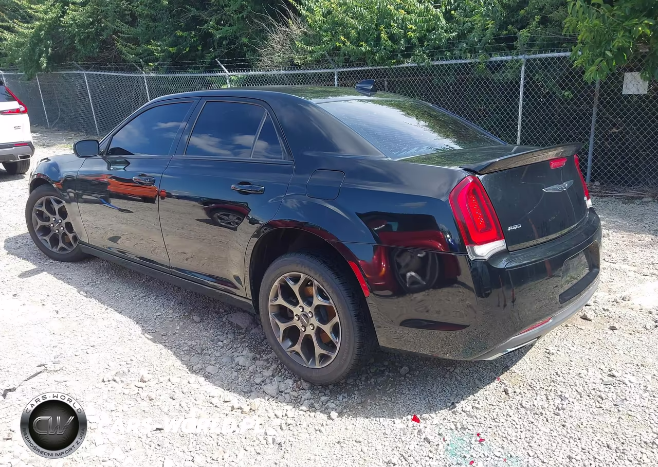 2017 Chrysler 300 VIN:2C3CCAGG4HH648191 - 3