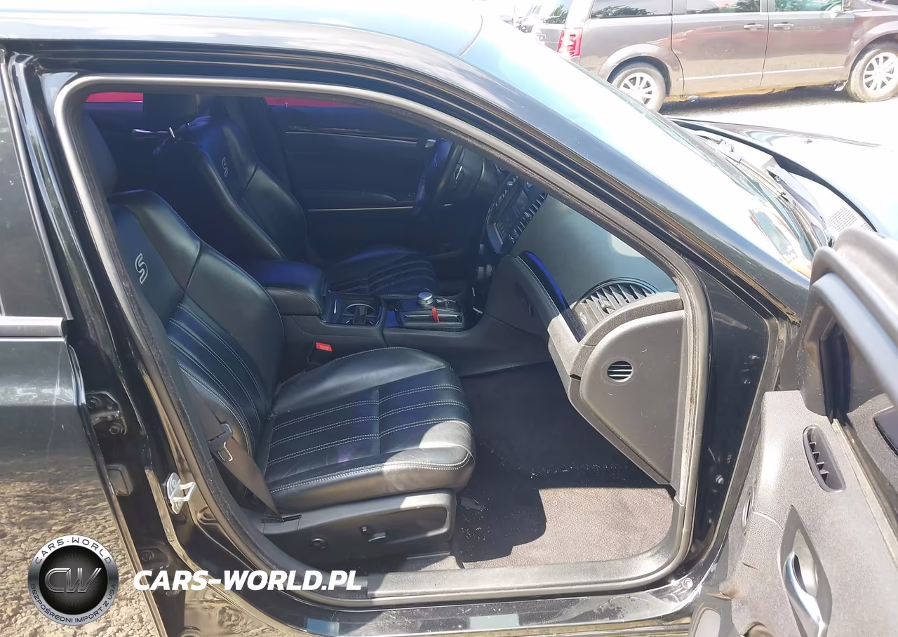 2017 Chrysler 300 VIN:2C3CCAGG4HH648191 - 5