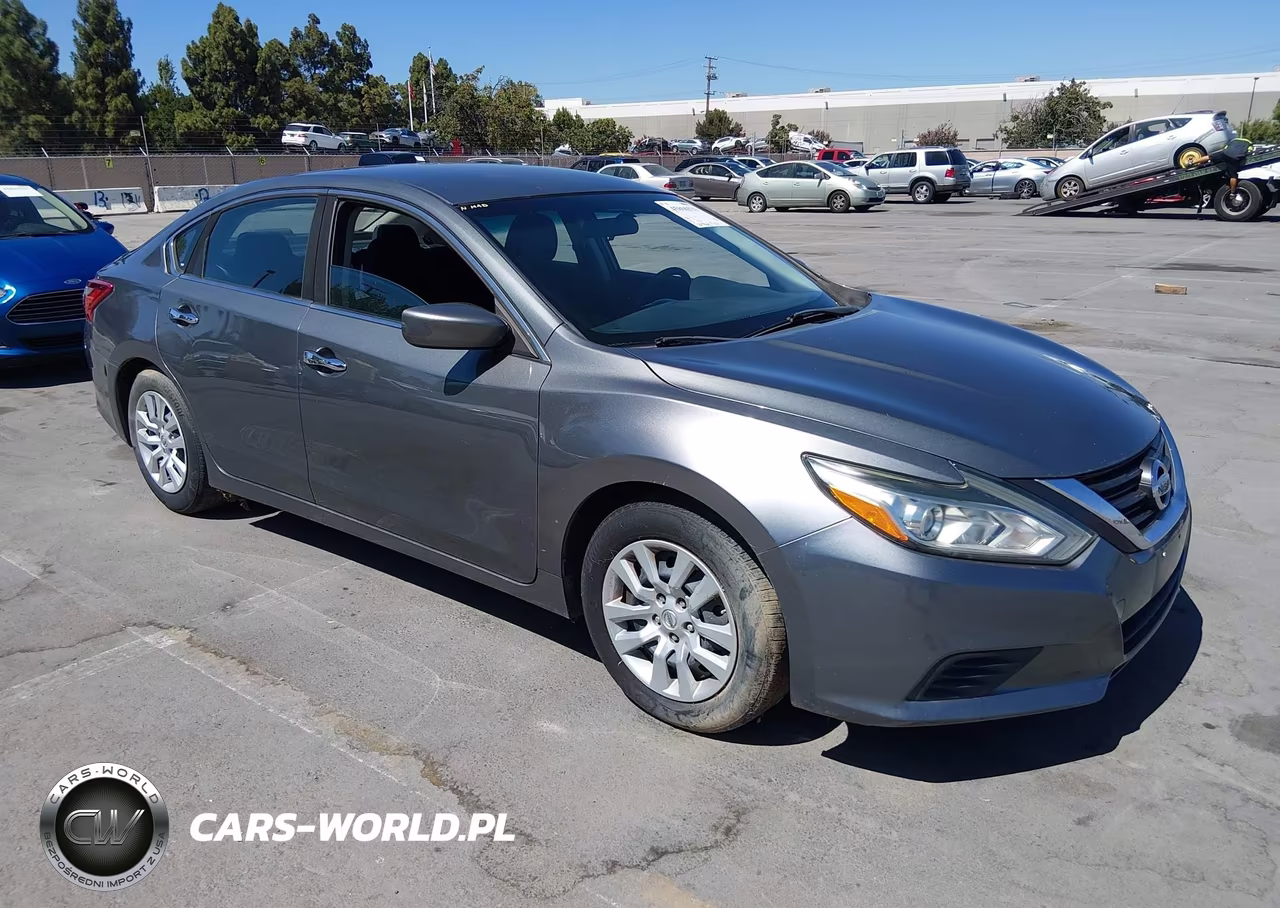 2017 Nissan Altima 2.5 S – zdjęcie 1 z 11