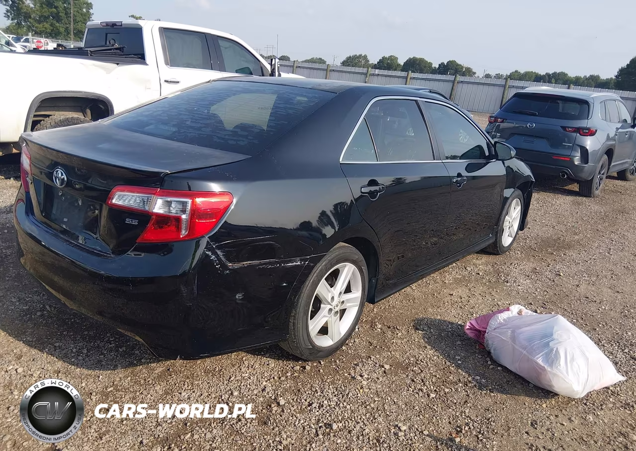 2013 Toyota Camry Se VIN:4T1BF1FK8DU276006 - 4