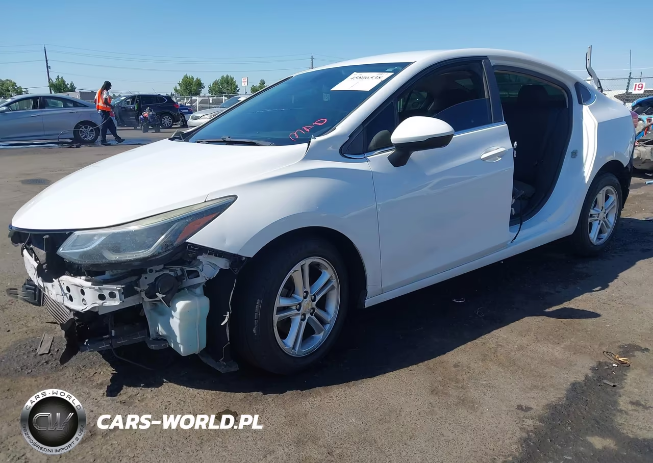 2017 Chevrolet Cruze Lt Auto VIN:1G1BE5SM2H7235762 - 2