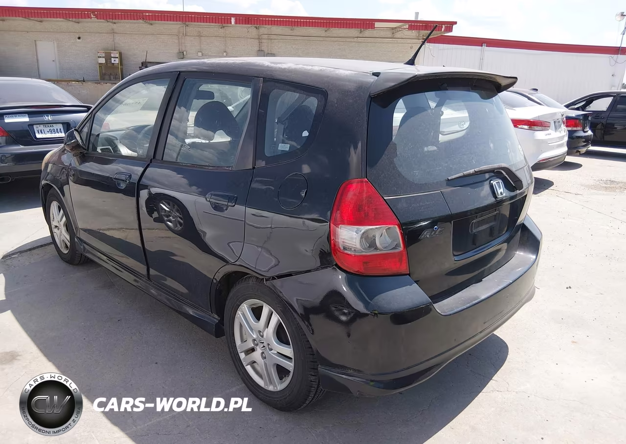 2007 Honda Fit Sport VIN:JHMGD38607S062511 - 3