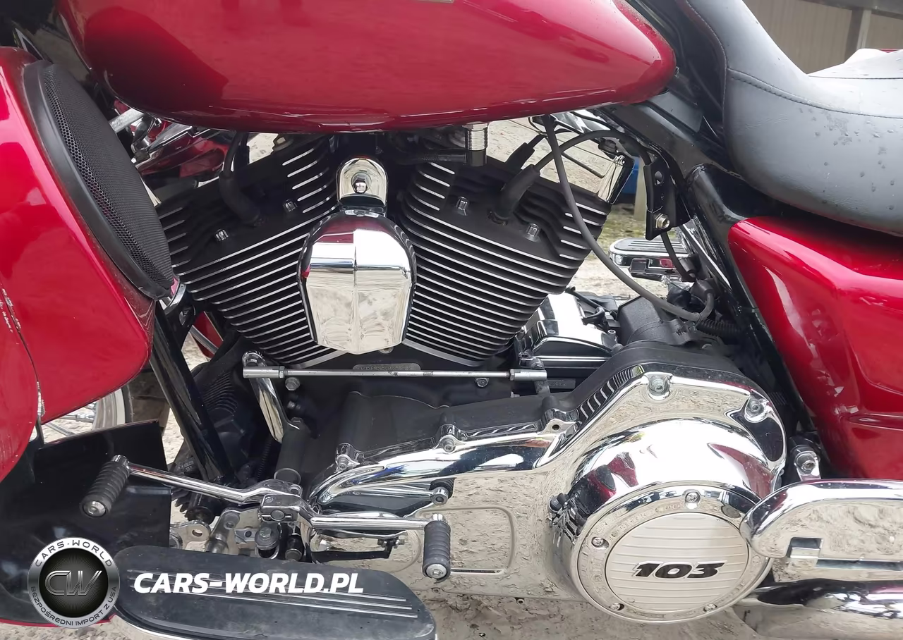2011 Harley-Davidson Flhx VIN:1HD1KBM11BB625672 - 9