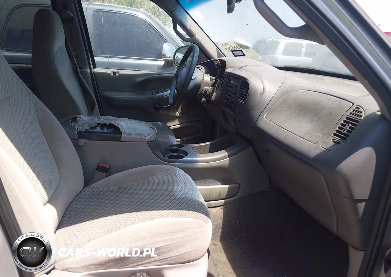 2000 Ford Expedition Xlt VIN:1FMRU1567YLC21986 - 5