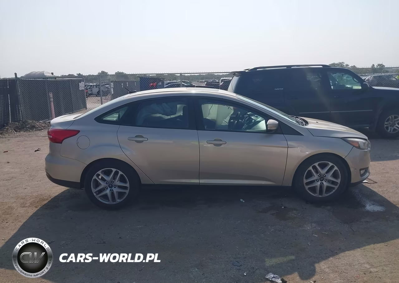 2018 Ford Focus Sel VIN:1FADP3H21JL216630 - 13