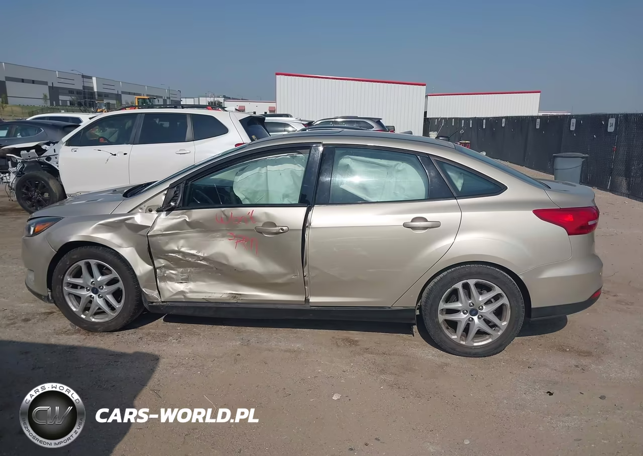 2018 Ford Focus Sel VIN:1FADP3H21JL216630 - 14
