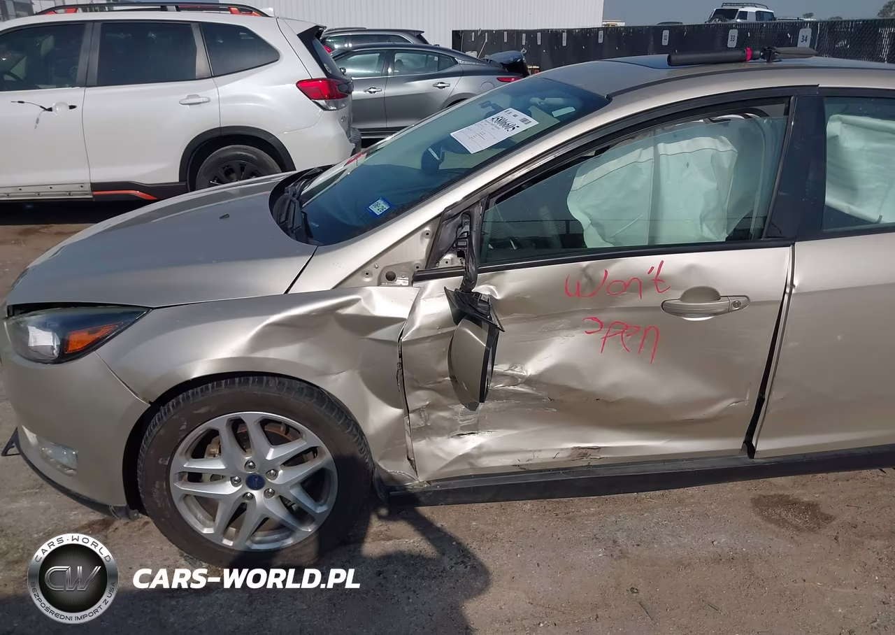 2018 Ford Focus Sel VIN:1FADP3H21JL216630 - 6