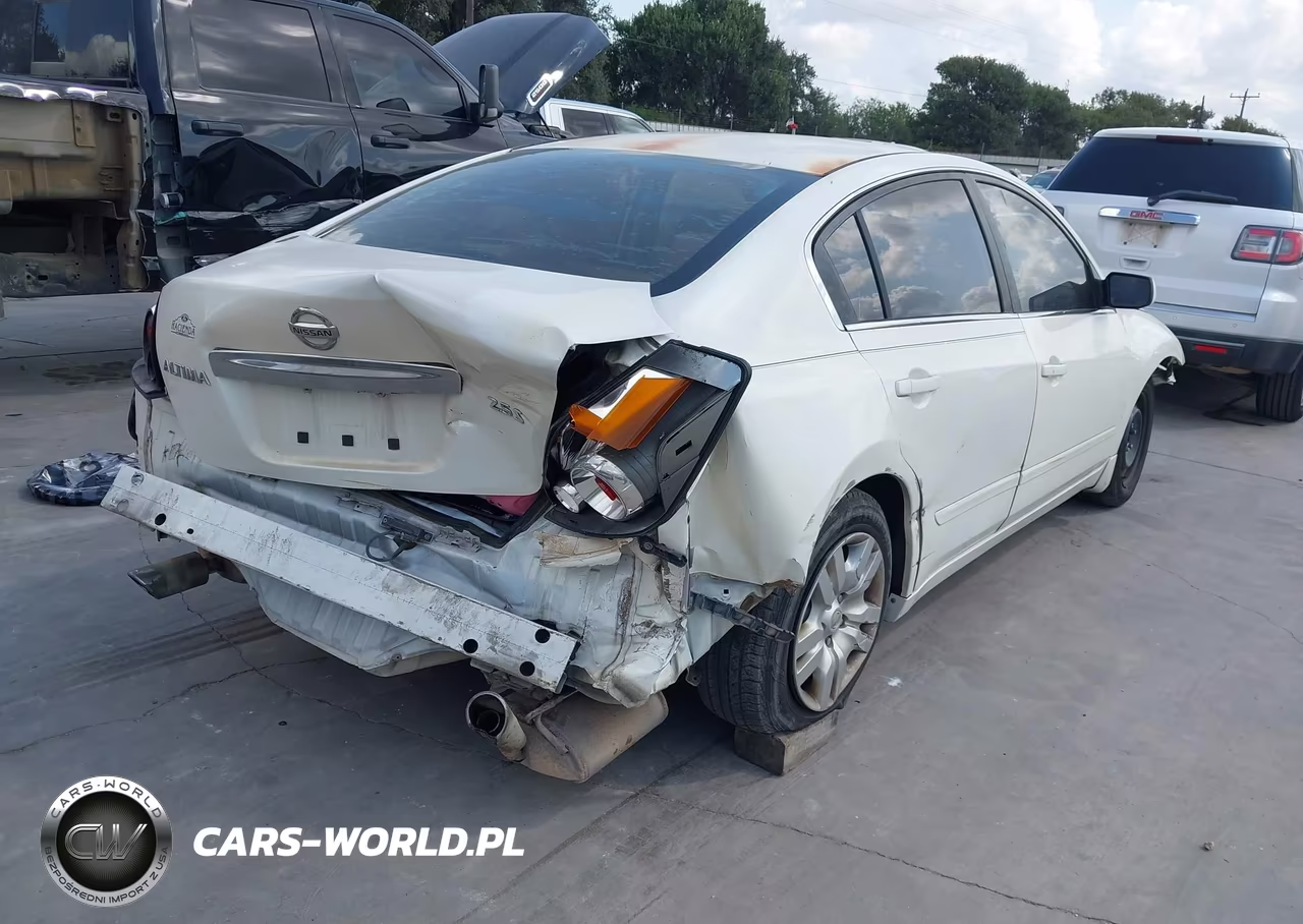 2011 Nissan Altima 2.5 S VIN:1N4AL2AP6BN509217 - 4