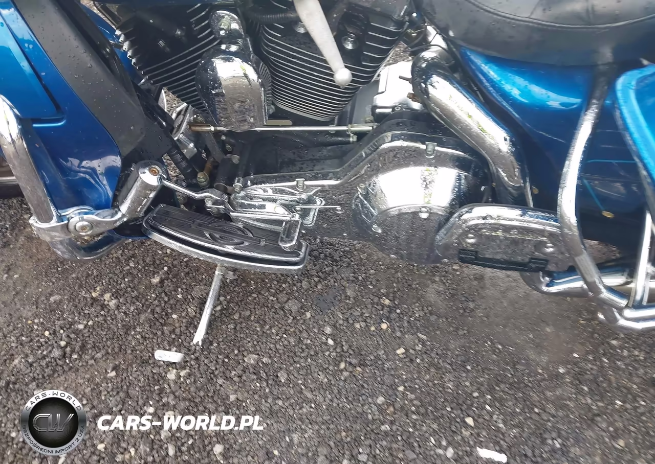 2006 Harley-Davidson Flhtcui VIN:1HD1FCW166Y687370 - 9