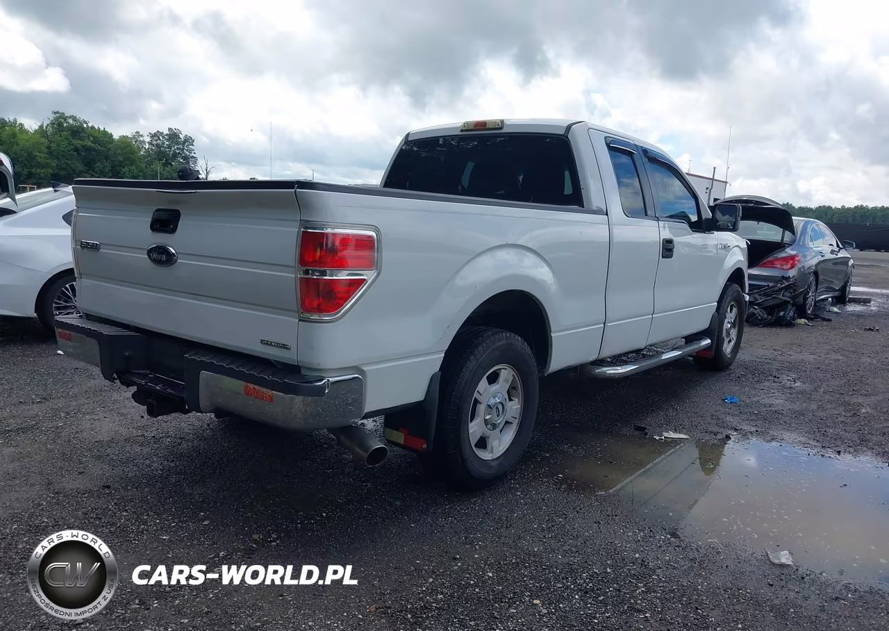2014 Ford F-150 Xlt VIN:1FTFX1CF2EKE32273 - 4