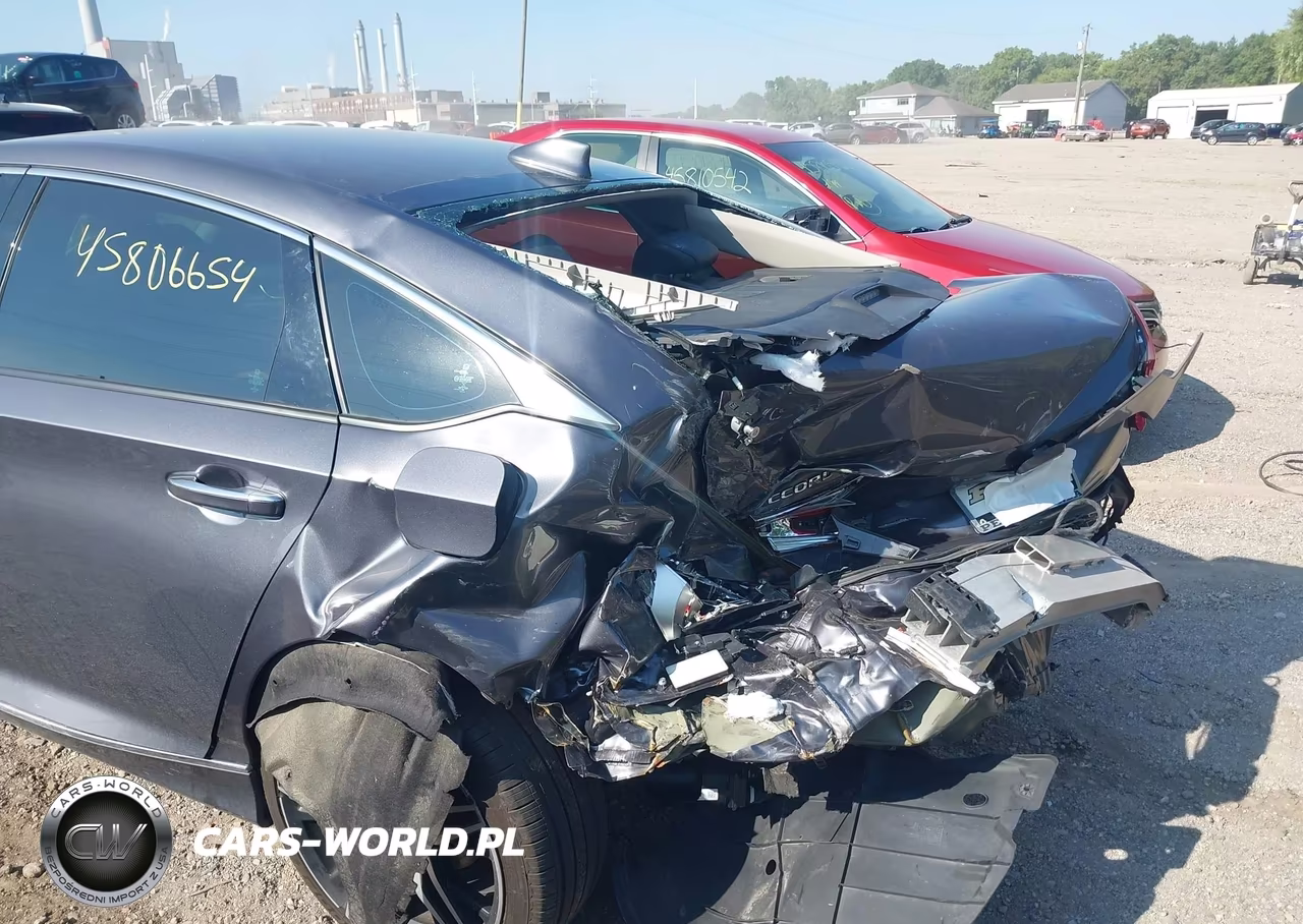 2022 Honda Accord Hybrid Touring VIN:1HGCV3F90NA014845 - 17