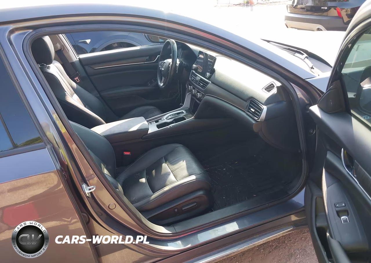 2022 Honda Accord Hybrid Touring VIN:1HGCV3F90NA014845 - 5