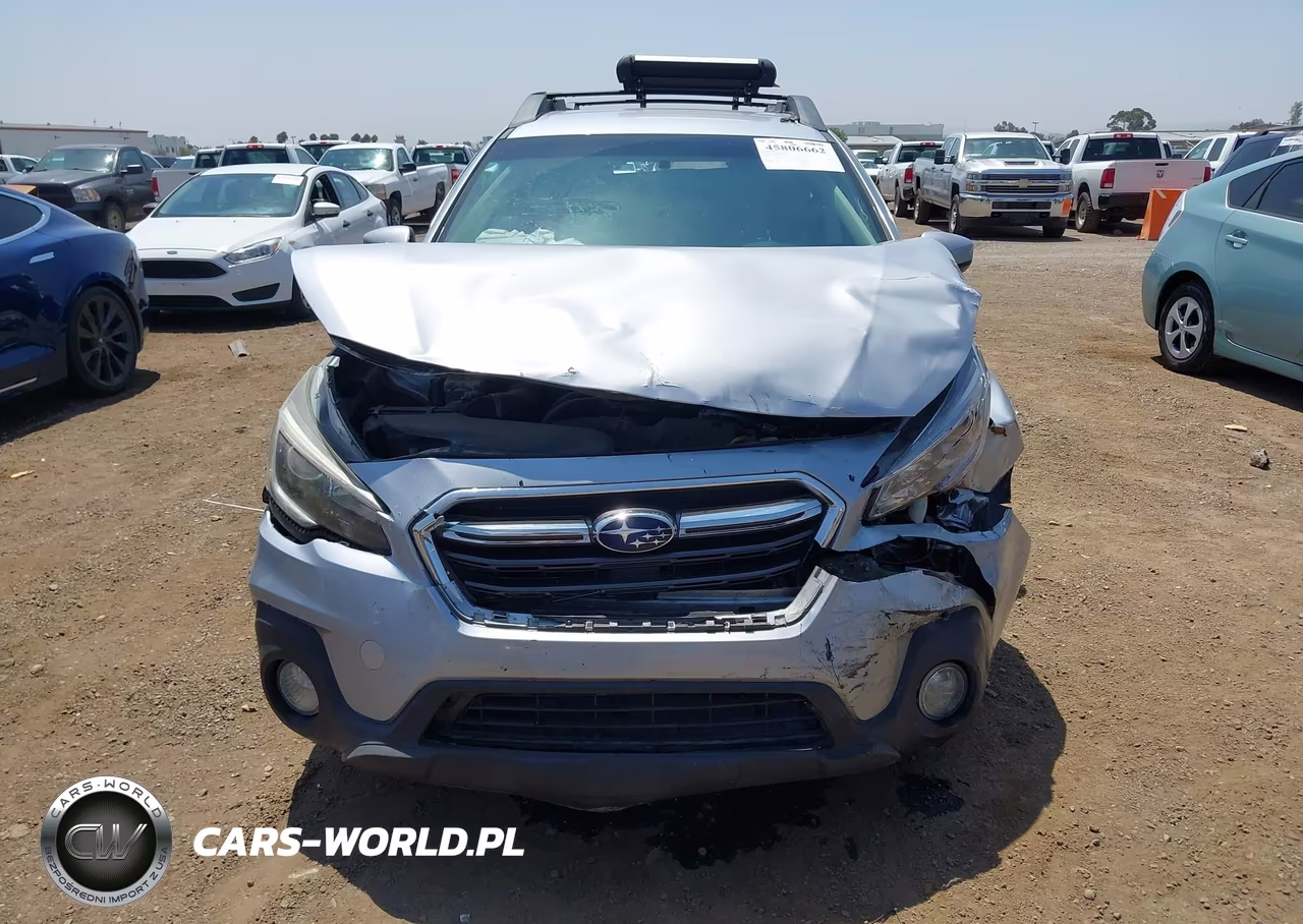2018 Subaru Outback 2.5I Premium VIN:4S4BSACC5J3392547 - 6