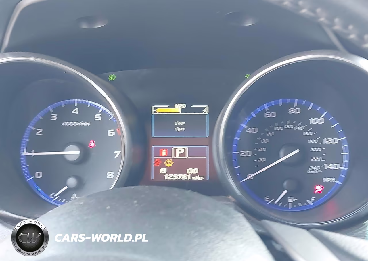 2018 Subaru Outback 2.5I Premium VIN:4S4BSACC5J3392547 - 7