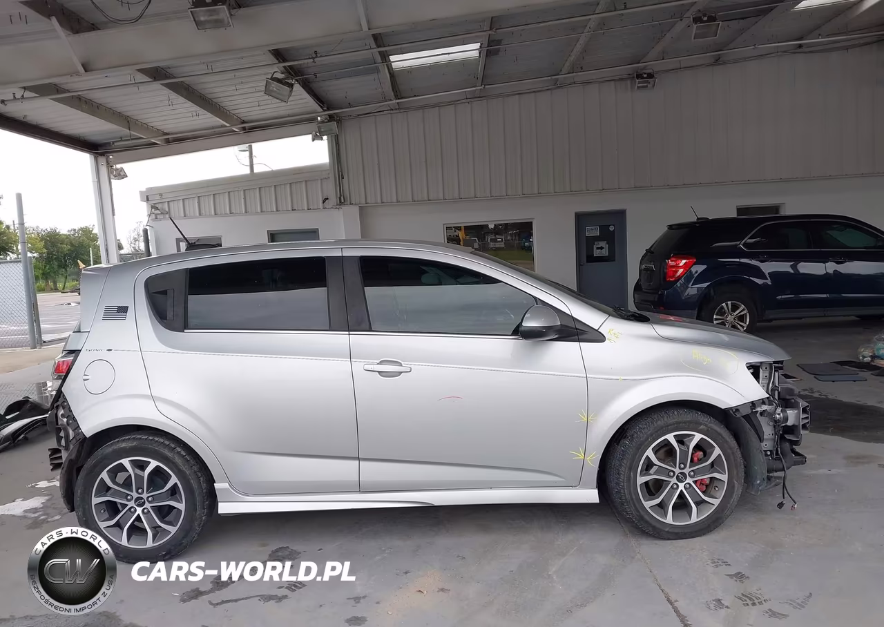 2019 Chevrolet Sonic Lt Auto VIN:1G1JD6SB5K4101307 - 14