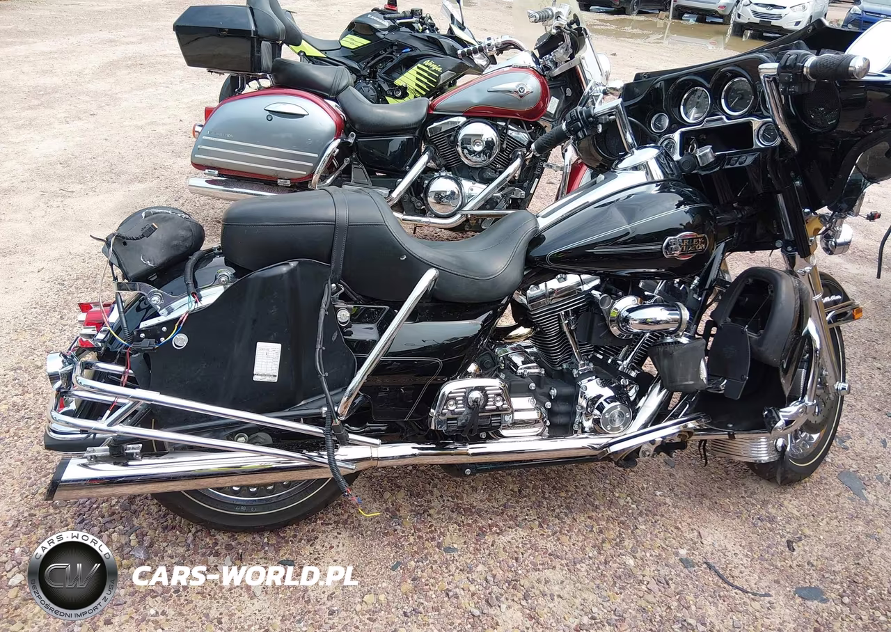 2010 Harley-Davidson Flhtcu VIN:1HD1FC413AB660464 - 12