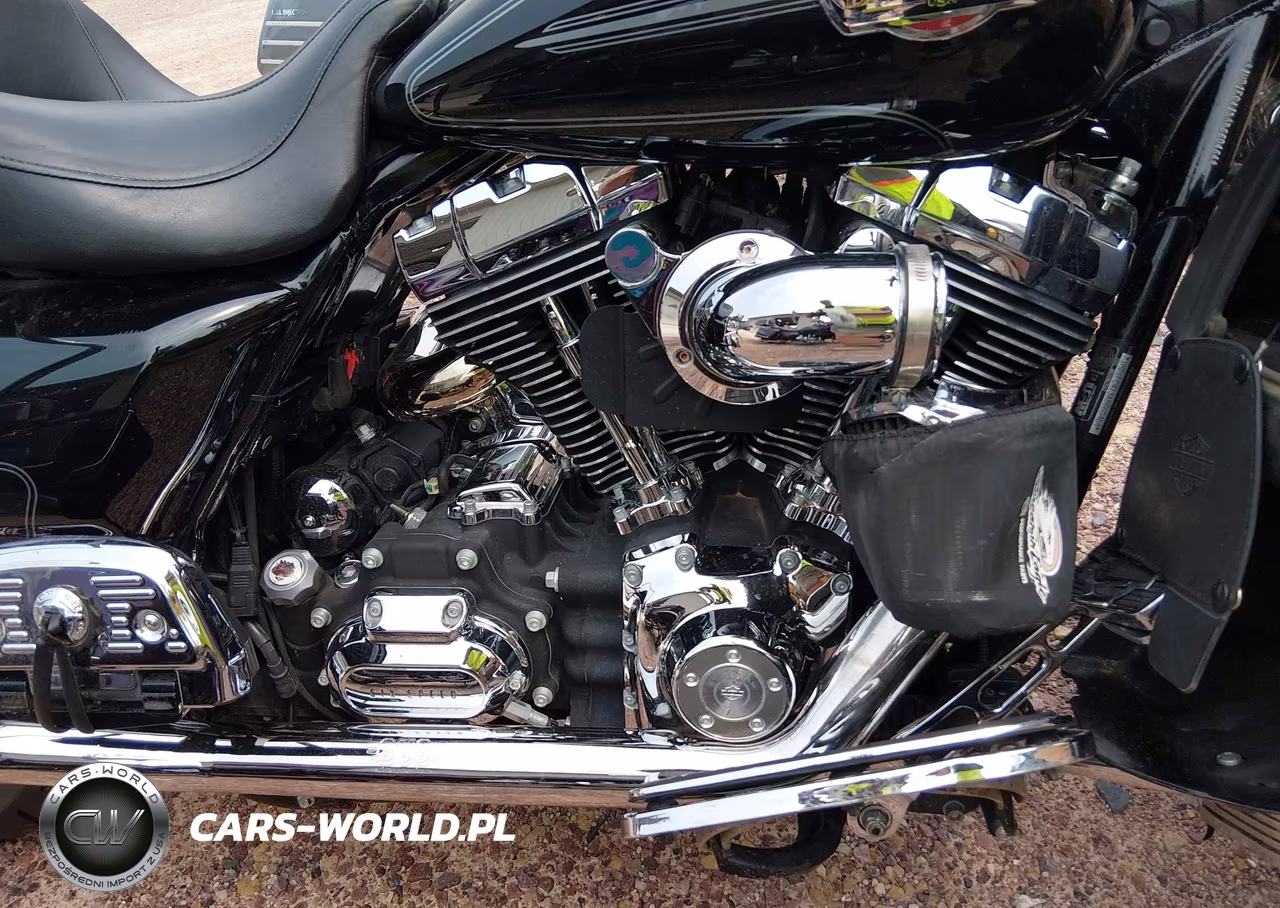 2010 Harley-Davidson Flhtcu VIN:1HD1FC413AB660464 - 8