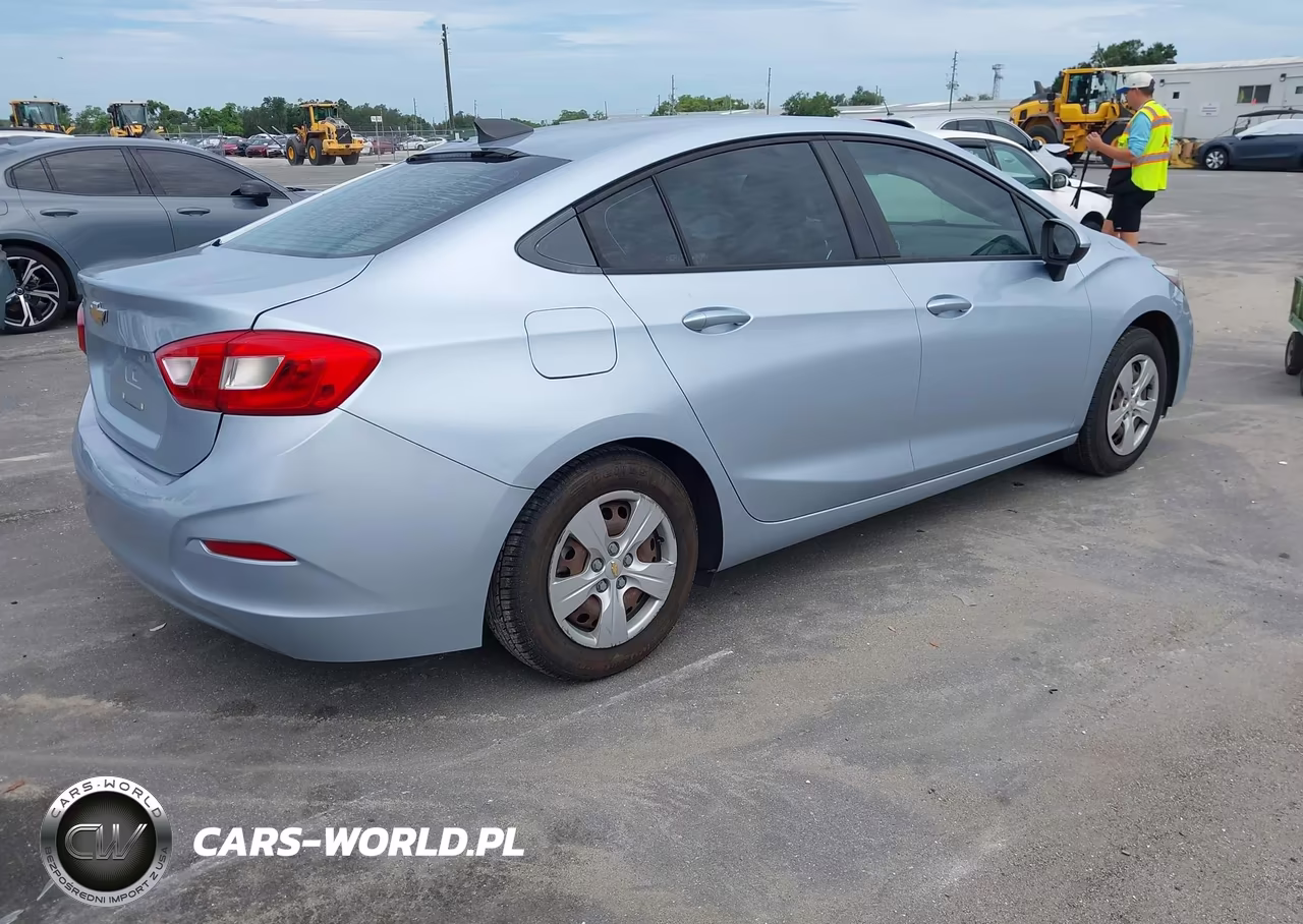 2017 Chevrolet Cruze Ls Auto VIN:1G1BC5SM7H7264521 - 4