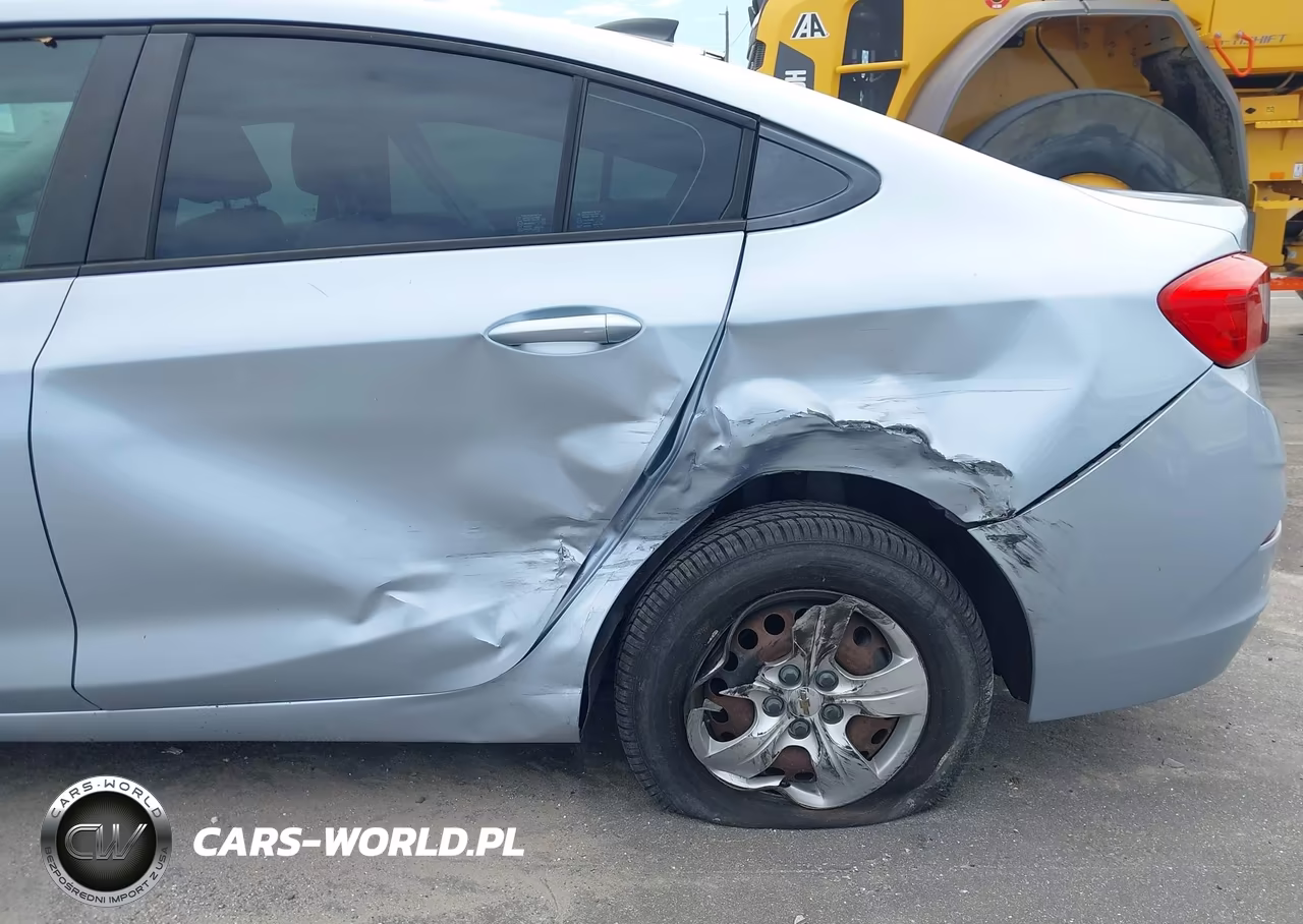 2017 Chevrolet Cruze Ls Auto VIN:1G1BC5SM7H7264521 - 6